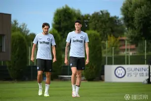 关于清晨深圳男篮备战社区盾，队长鼓劲细节曝光，压力陡增，心理建设被强调的信息-九游娱乐网站